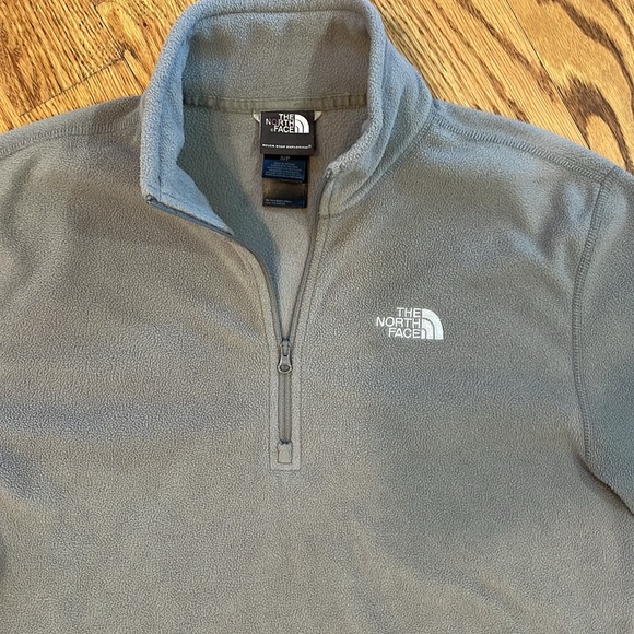 Men’s The North Face Fleece Quarter Zip Pullover. Size S. Excellent Condition. - Picture 4 of 12